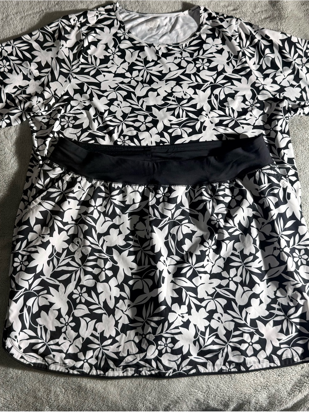 Lands' End Plus Size 2X (20W-22W) Black White Floral Active Skort Set 2-Piece